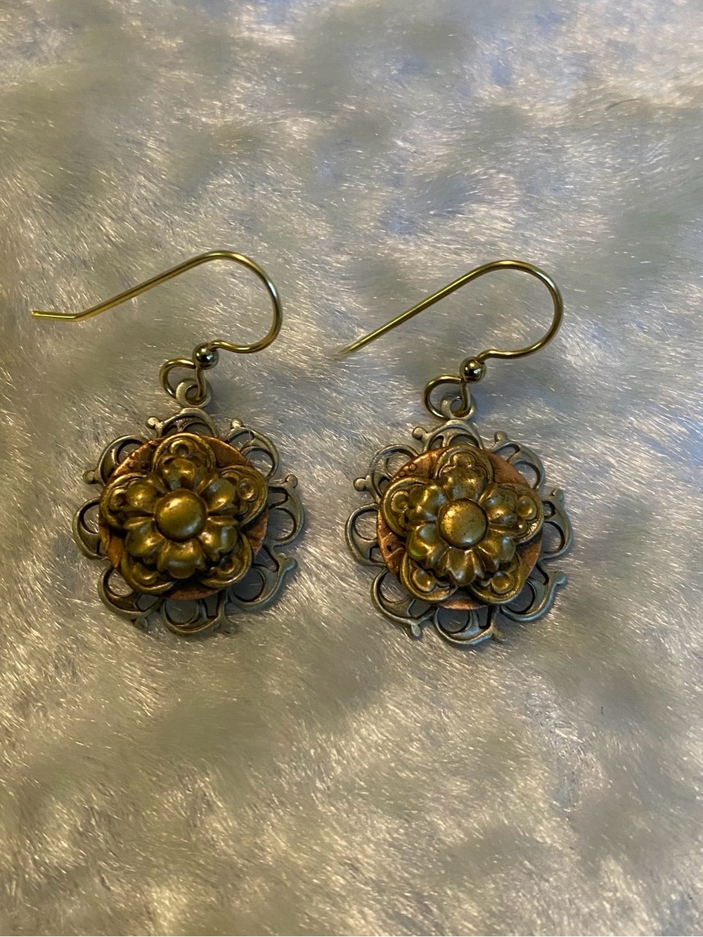 🍀Floral Filigree Drop Earrins
